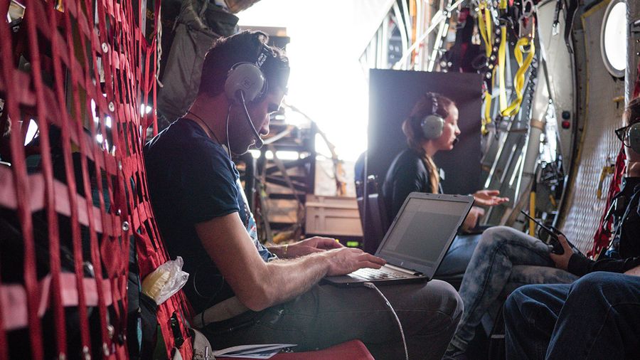 #02 - A team of researcher embarked on the airplane for the first ever aerial surveys of a garbage patch Photo credits: The Ocean Cleanup, Great Pacific Garbage Patch, ocean plastic pollution, save oceans, help clean oceans,